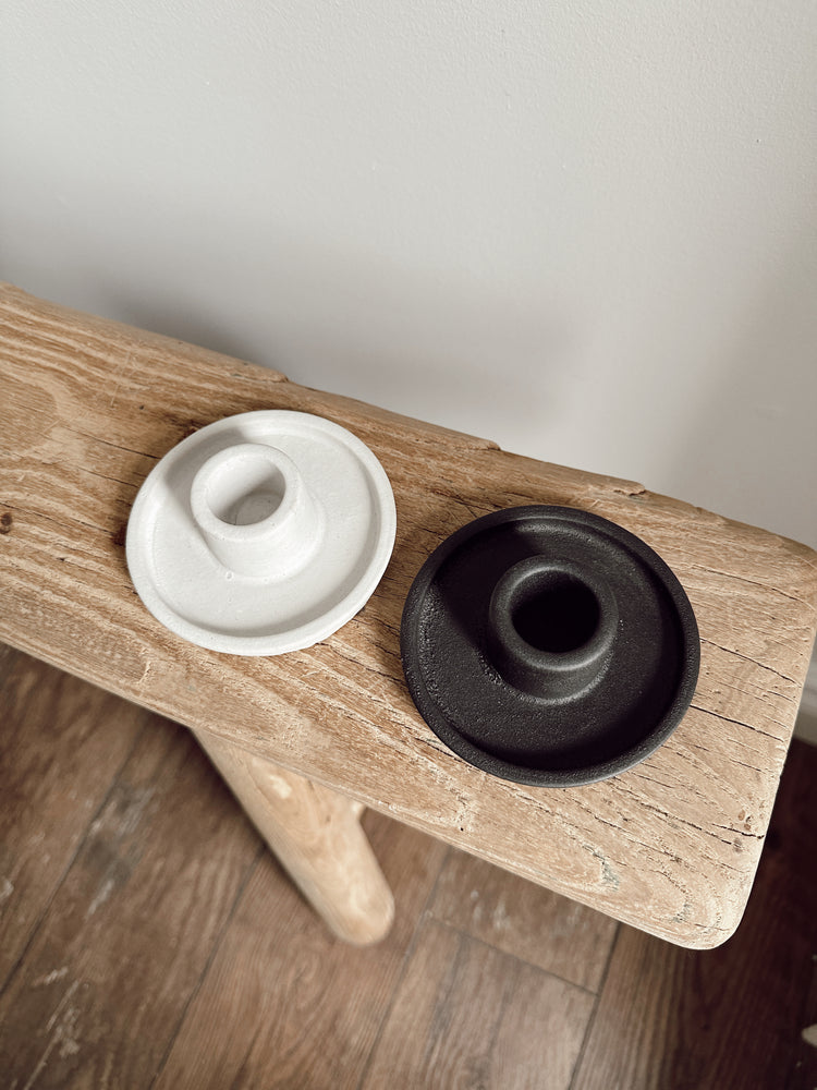 minimal ceramic candle holder in black