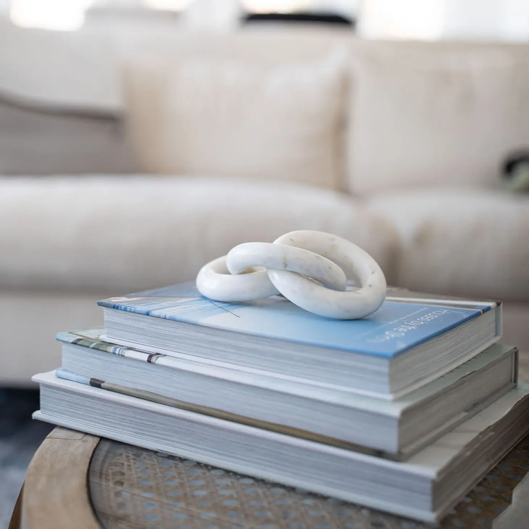 white marble chain