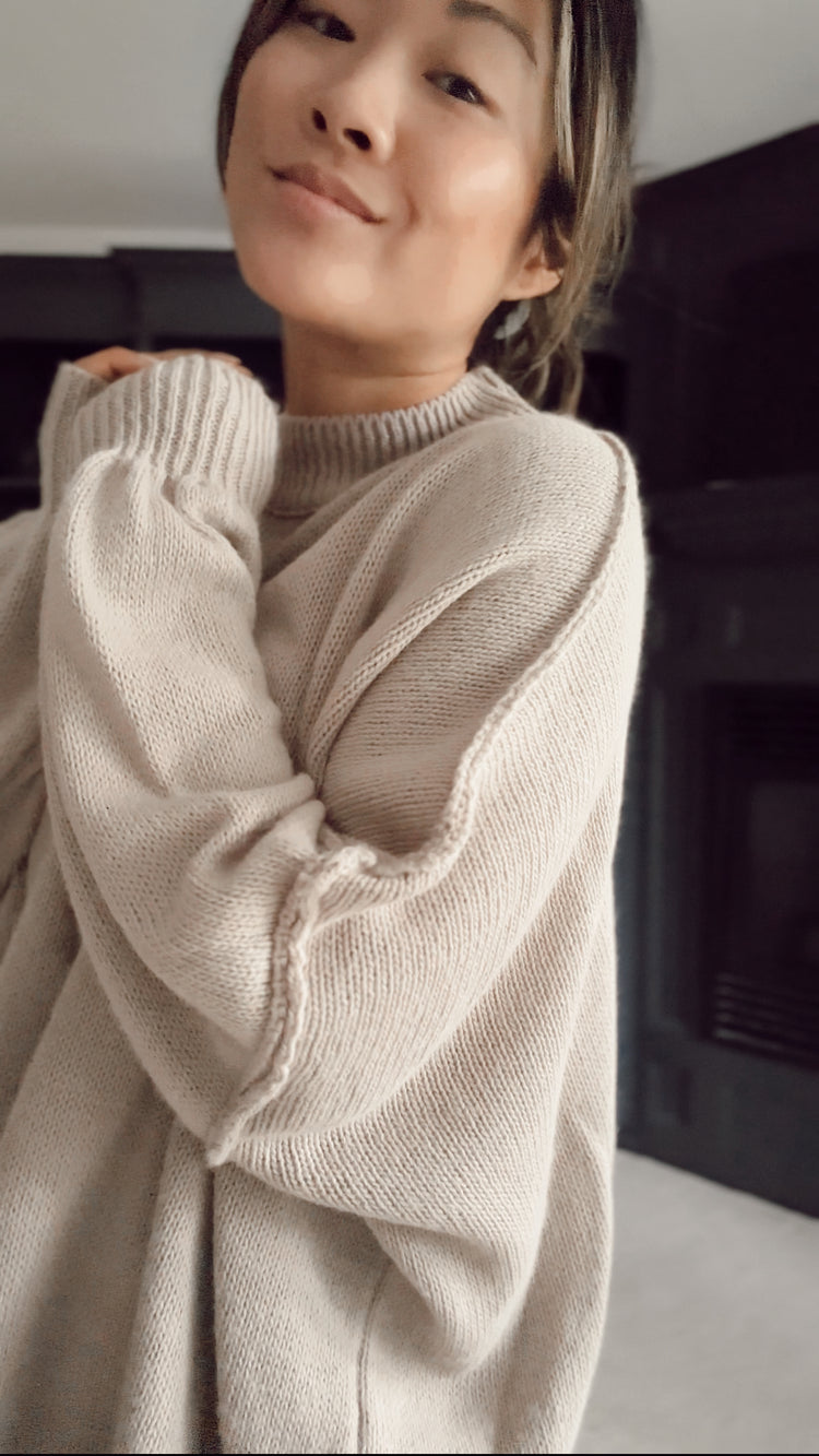 oversized rounded sweater