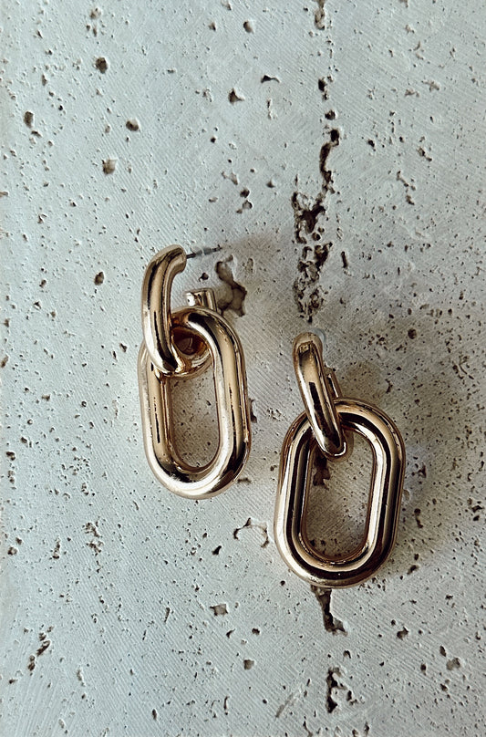 gold earrings chunky links