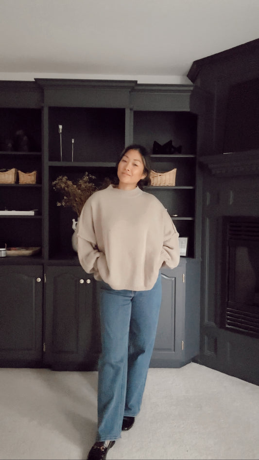 oversized rounded sweater