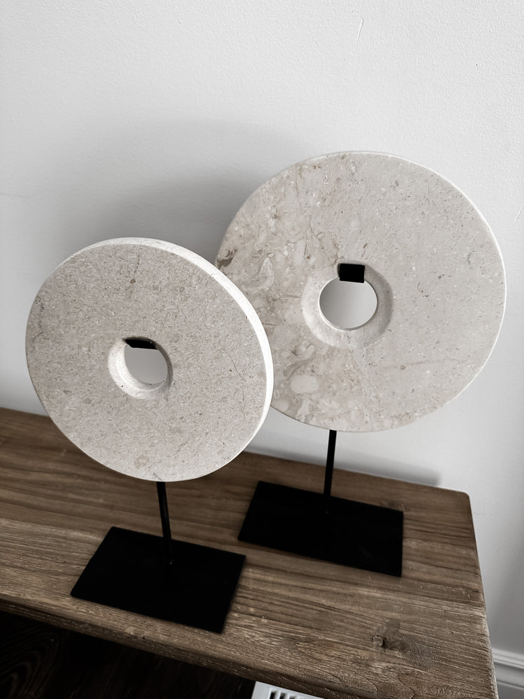 Marble Disc on Stand - L